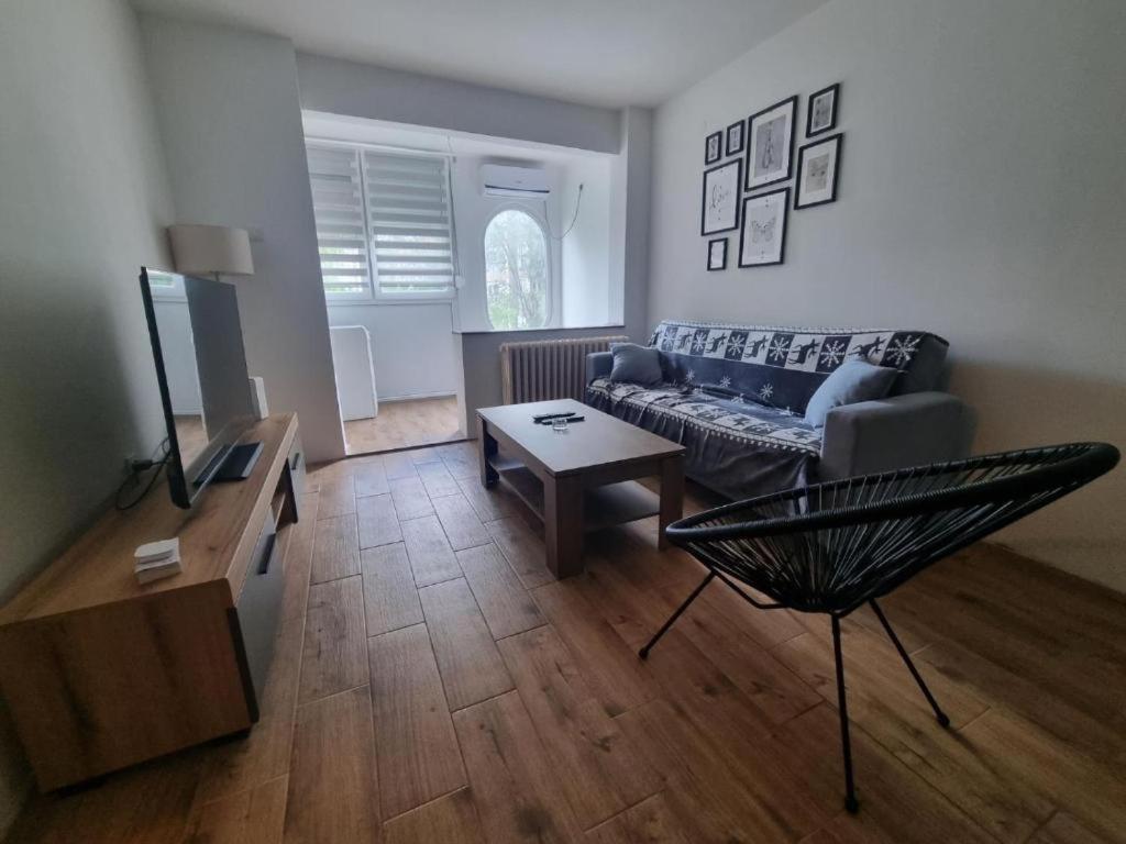 Apartman Ann II Панчево Экстерьер фото